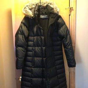 Eddie Bauer Black Women’s Lodge Down Duffle Coat